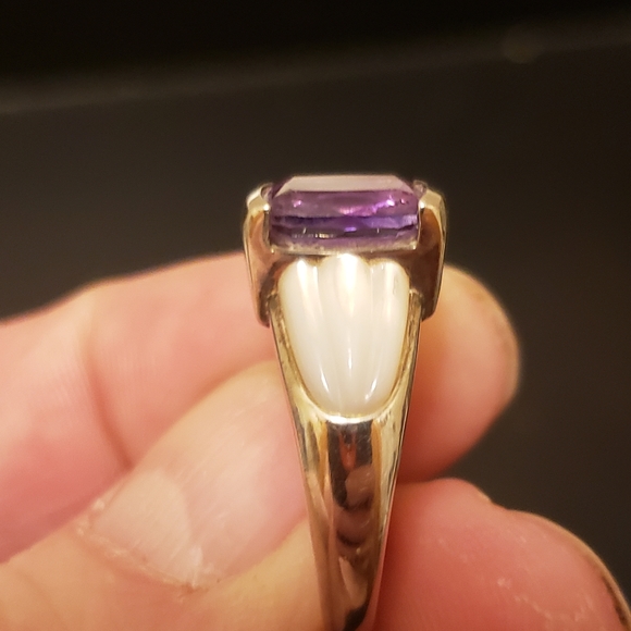 Sterling Silver Radiant Cut Amethyst & Mother of Pearl Cocktail Ring - Size 9 - Picture 7 of 12